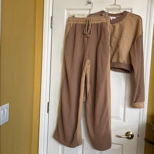 Ces Femme  ( 2 piece sets ) wide leg NWOT